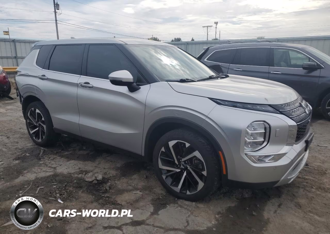 2023 Mitsubishi Outlander VIN:JA4J4UA86PZ053998 - 4