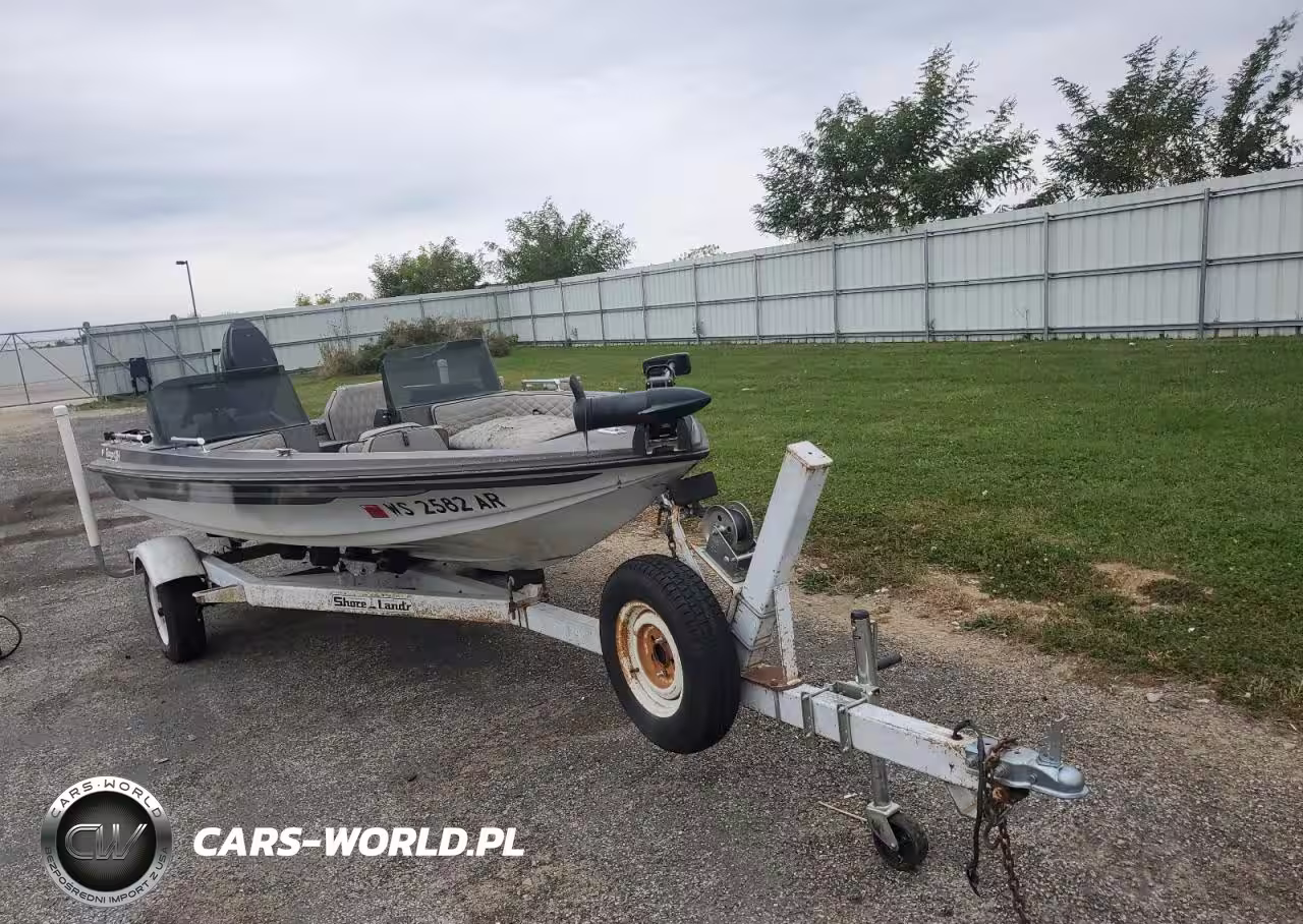 1983 Landau Boat Co Bass Boat
