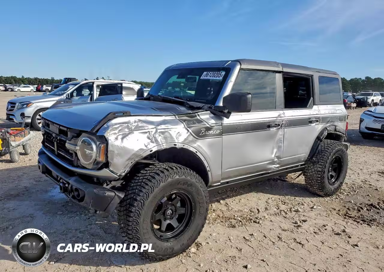 2024 Ford Bronco Black Diamond