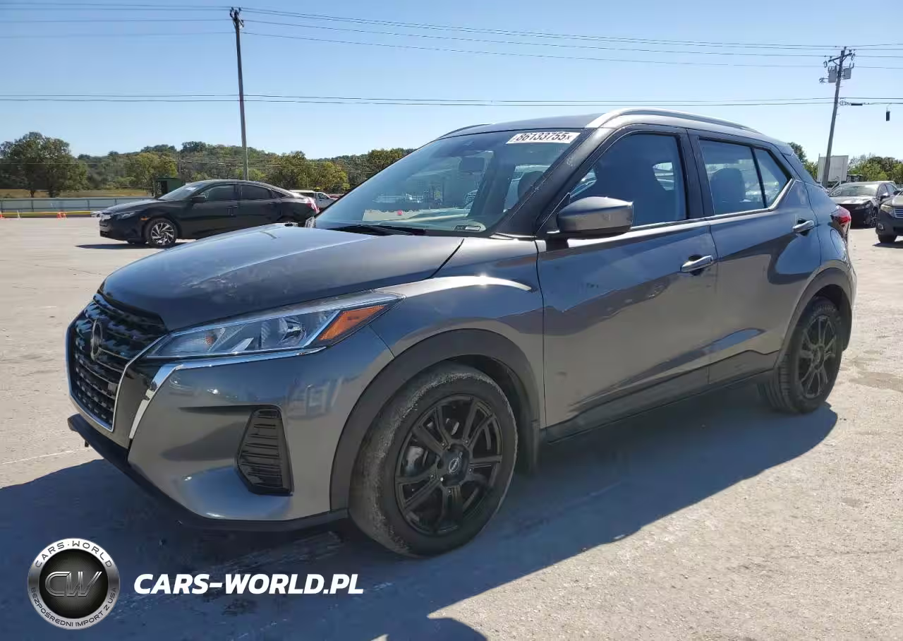 2023 Nissan Kicks Sv
