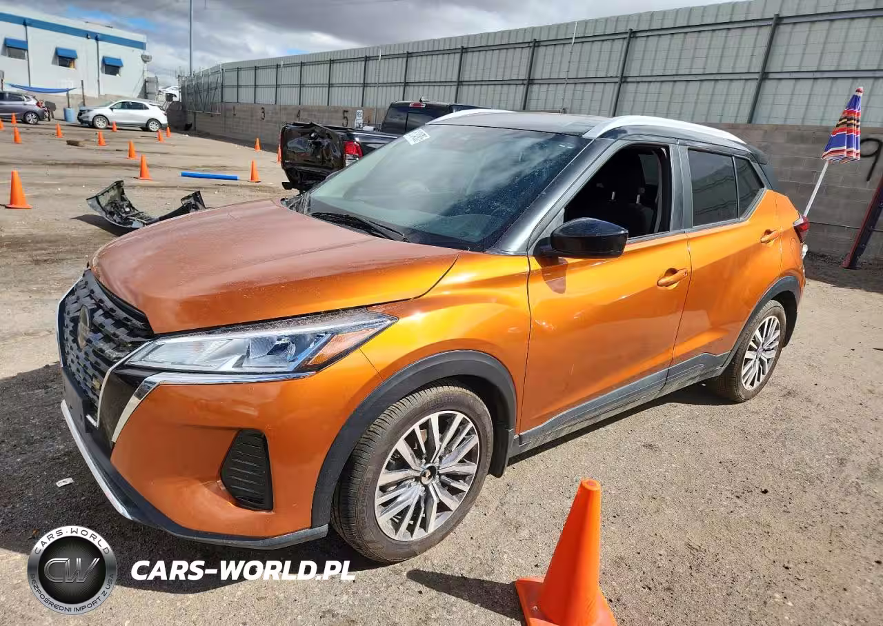 2021 Nissan Kicks Sv