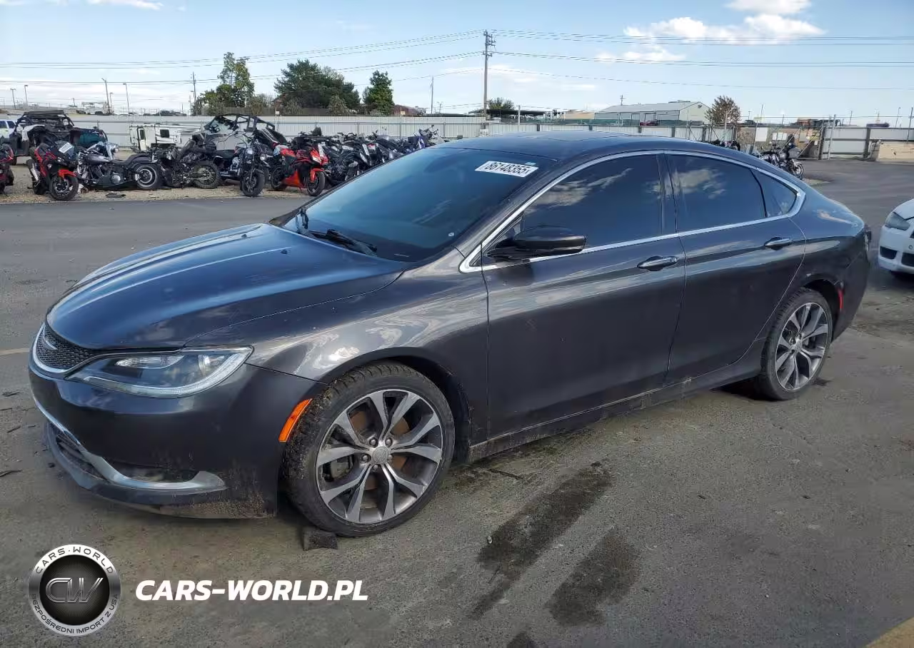 2016 Chrysler 200 C