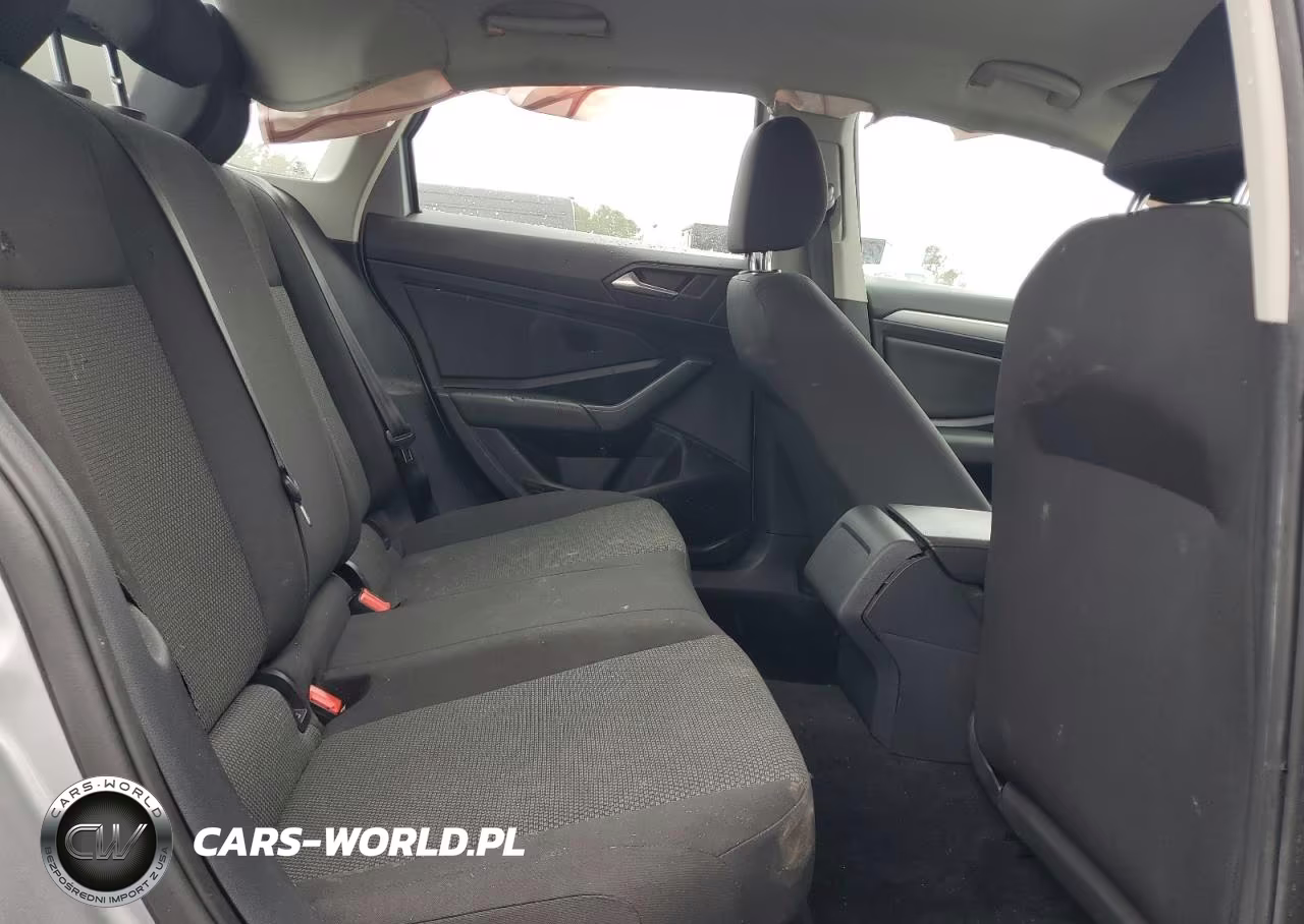 2019 Volkswagen Jetta S VIN:3VWCB7BU4KM265968 - 10