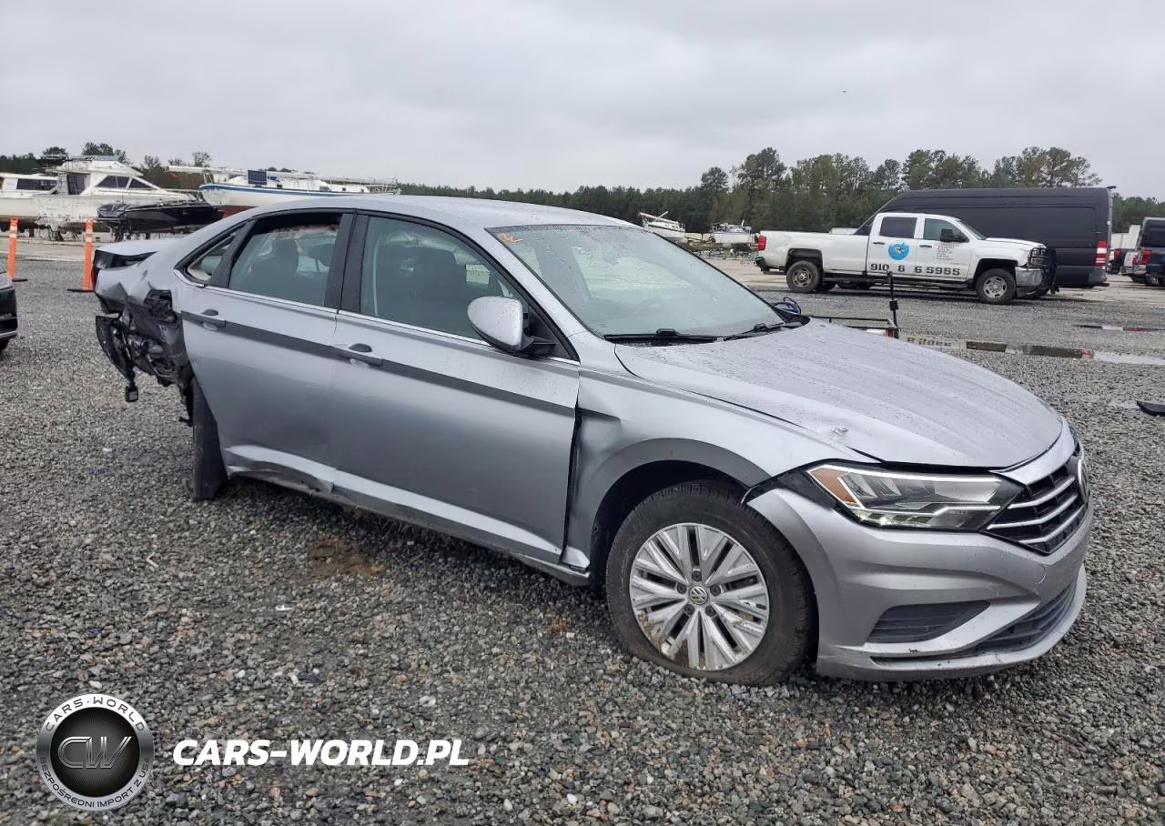 2019 Volkswagen Jetta S VIN:3VWCB7BU4KM265968 - 4