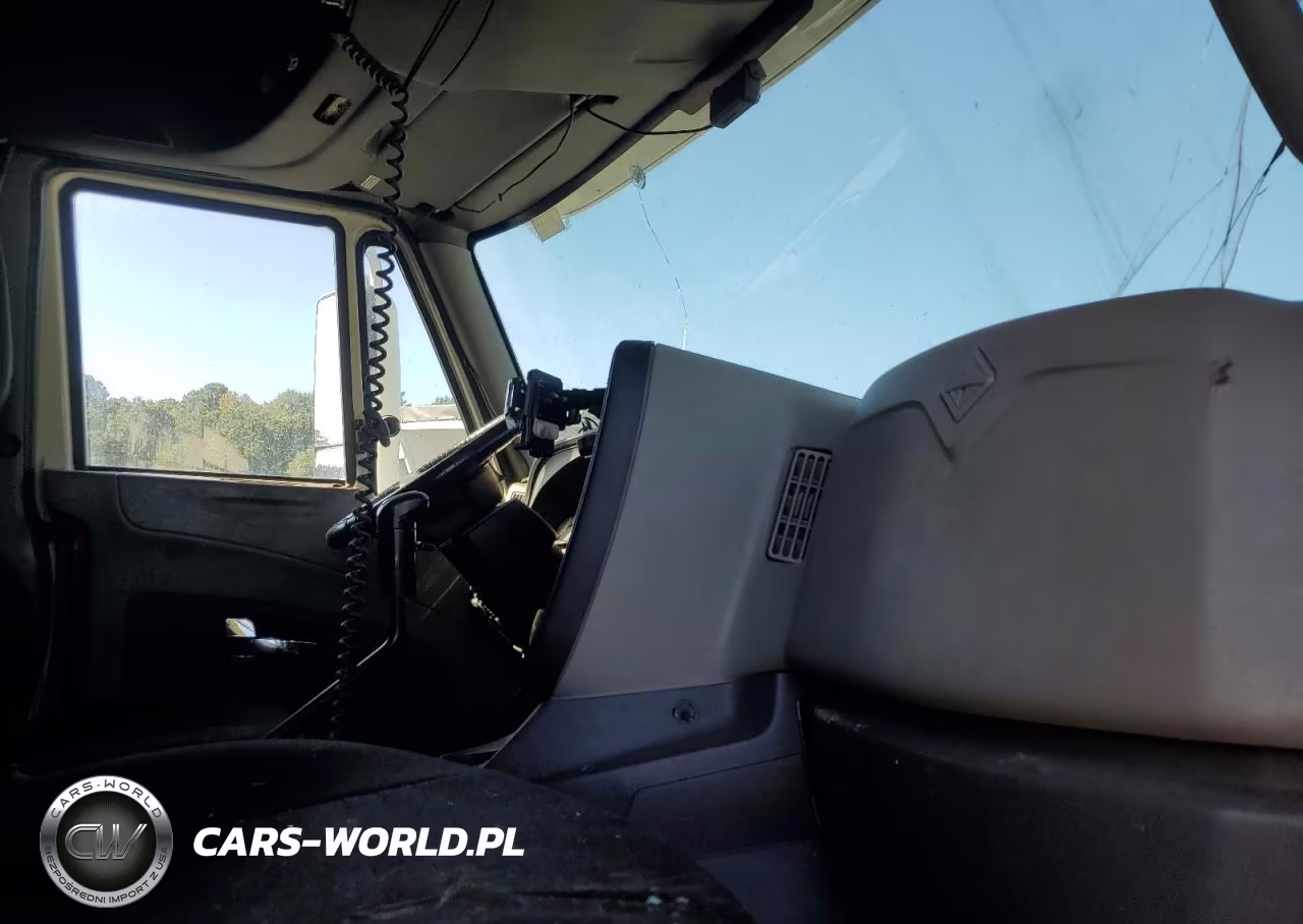 2014 International Prostar Semi Truck VIN:3HSDJAPR0EN069799 - 5