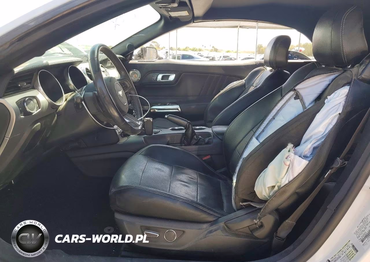2019 Ford Mustang VIN:1FATP8UH5K5151421 - 7