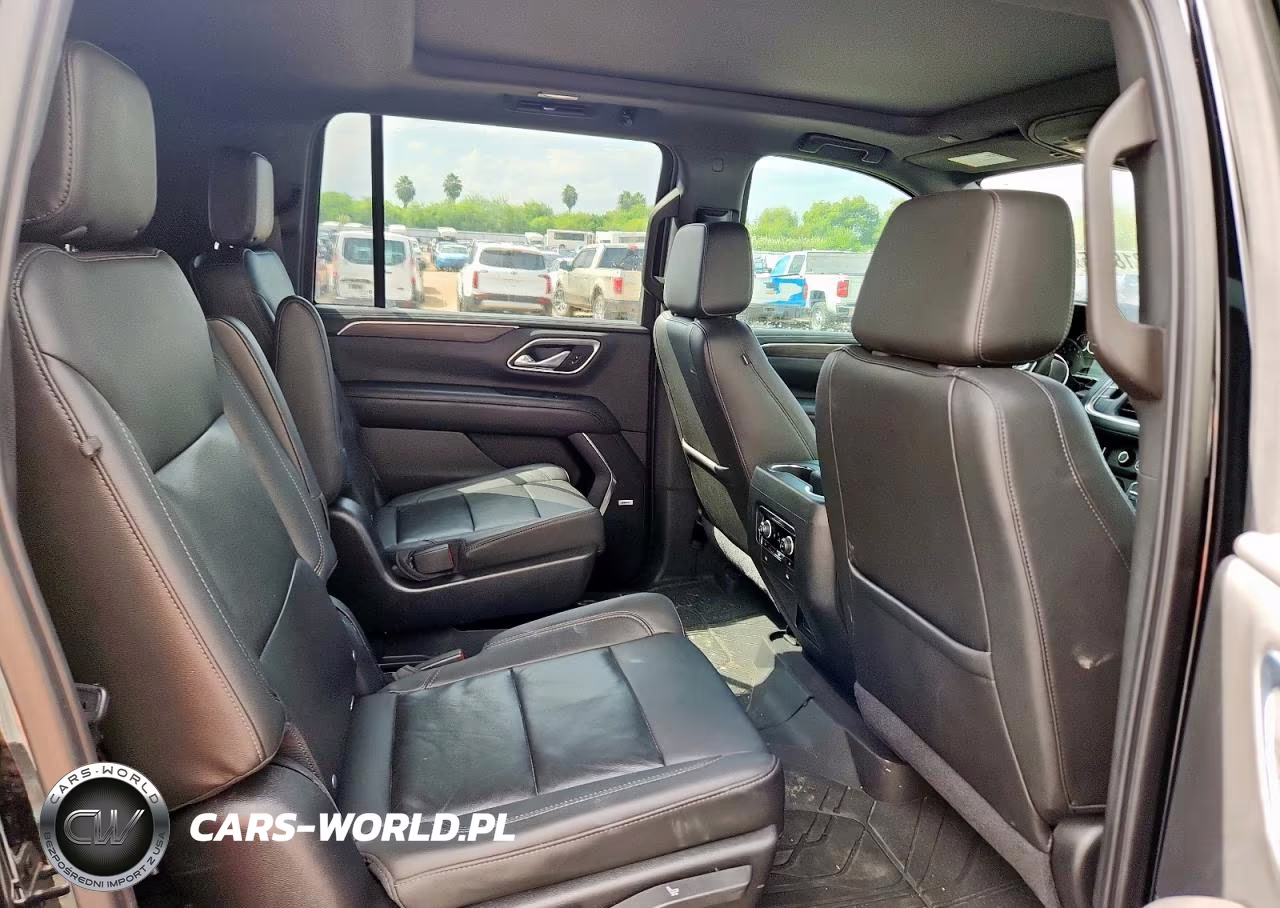 2021 Chev Suburban K1500 Z71 VIN:1GNSKDKD4MR131788 - 11