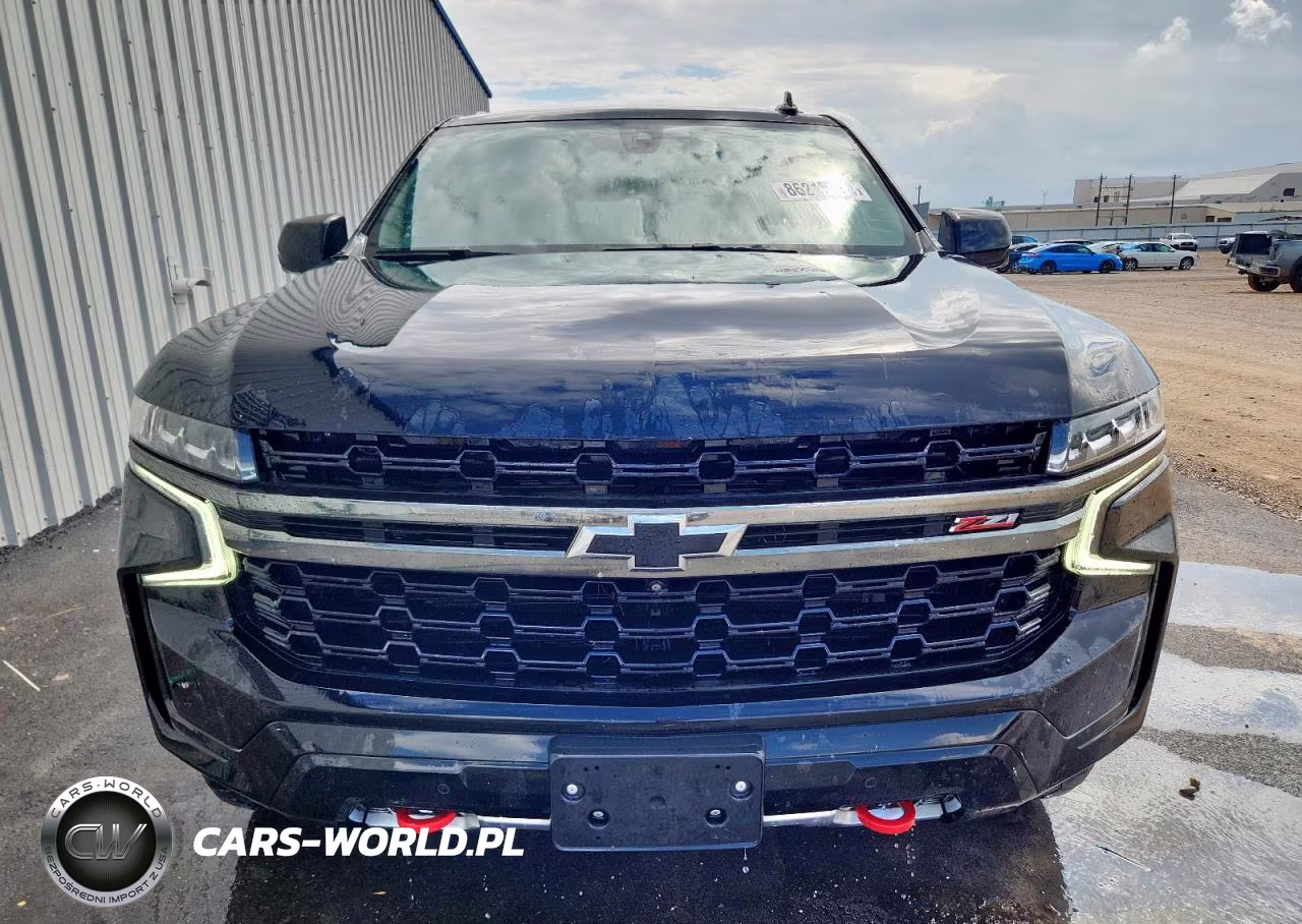 2021 Chev Suburban K1500 Z71 VIN:1GNSKDKD4MR131788 - 5
