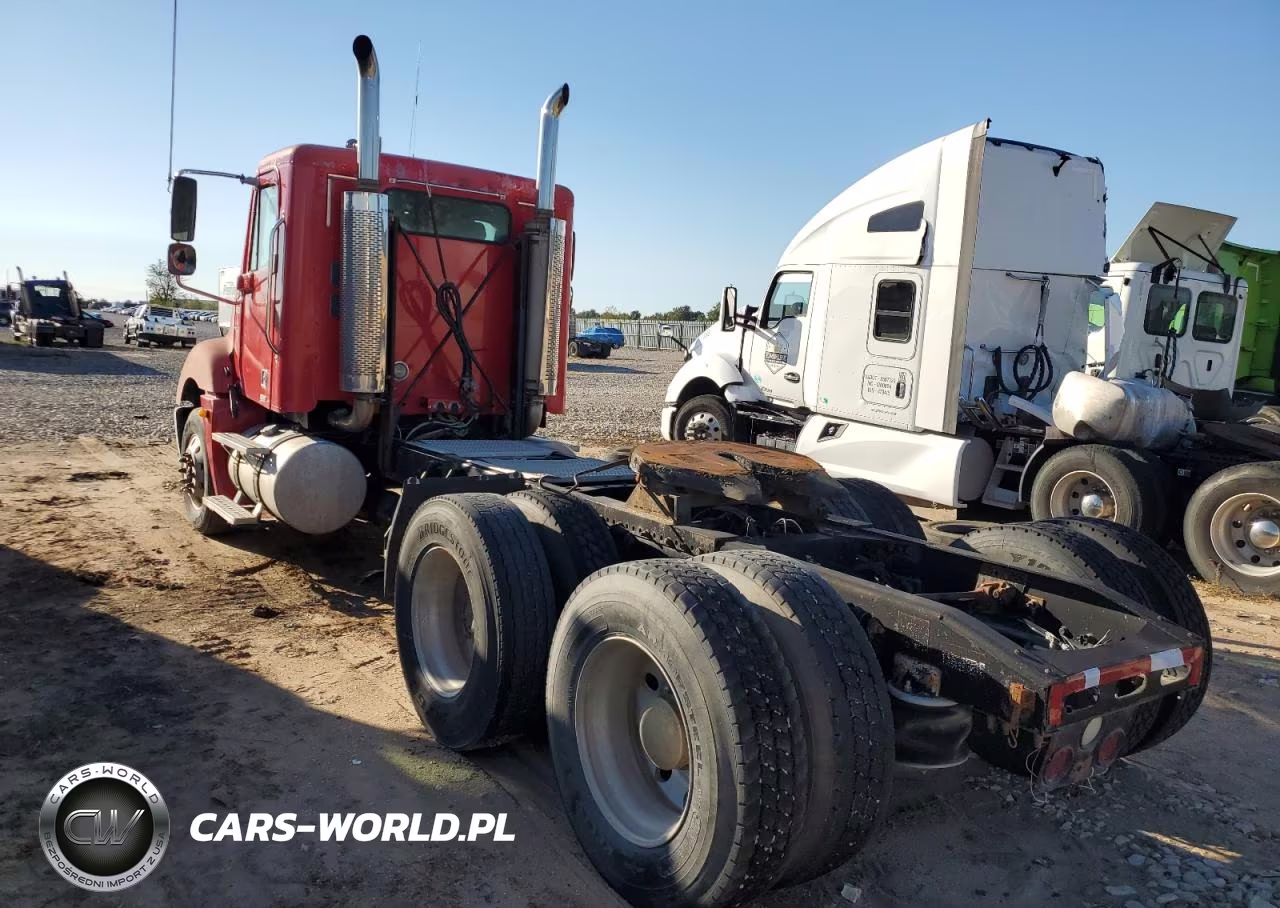 2005 Freightliner Columbia Semi Truck VIN:1FUJA6CV35LV41408 - 3