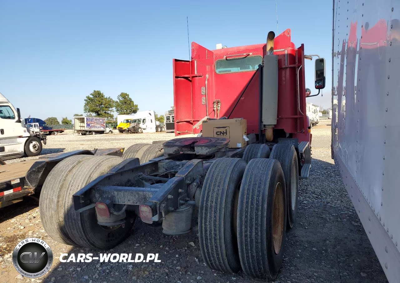 2007 Freightliner Columbia Semi Truck VIN:1FUJF0CV67LX20866 - 4