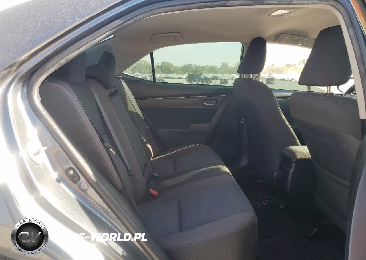 2018 Toyota Corolla L VIN:2T1BURHE1JC014398 - 10