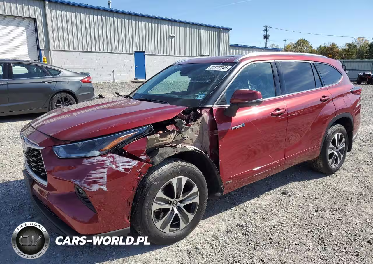 2021 Toyota Highlander Hybrid Xle