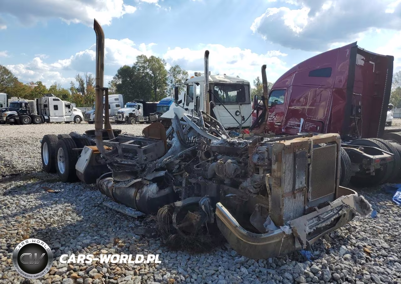 2006 International 9400I Semi Truck