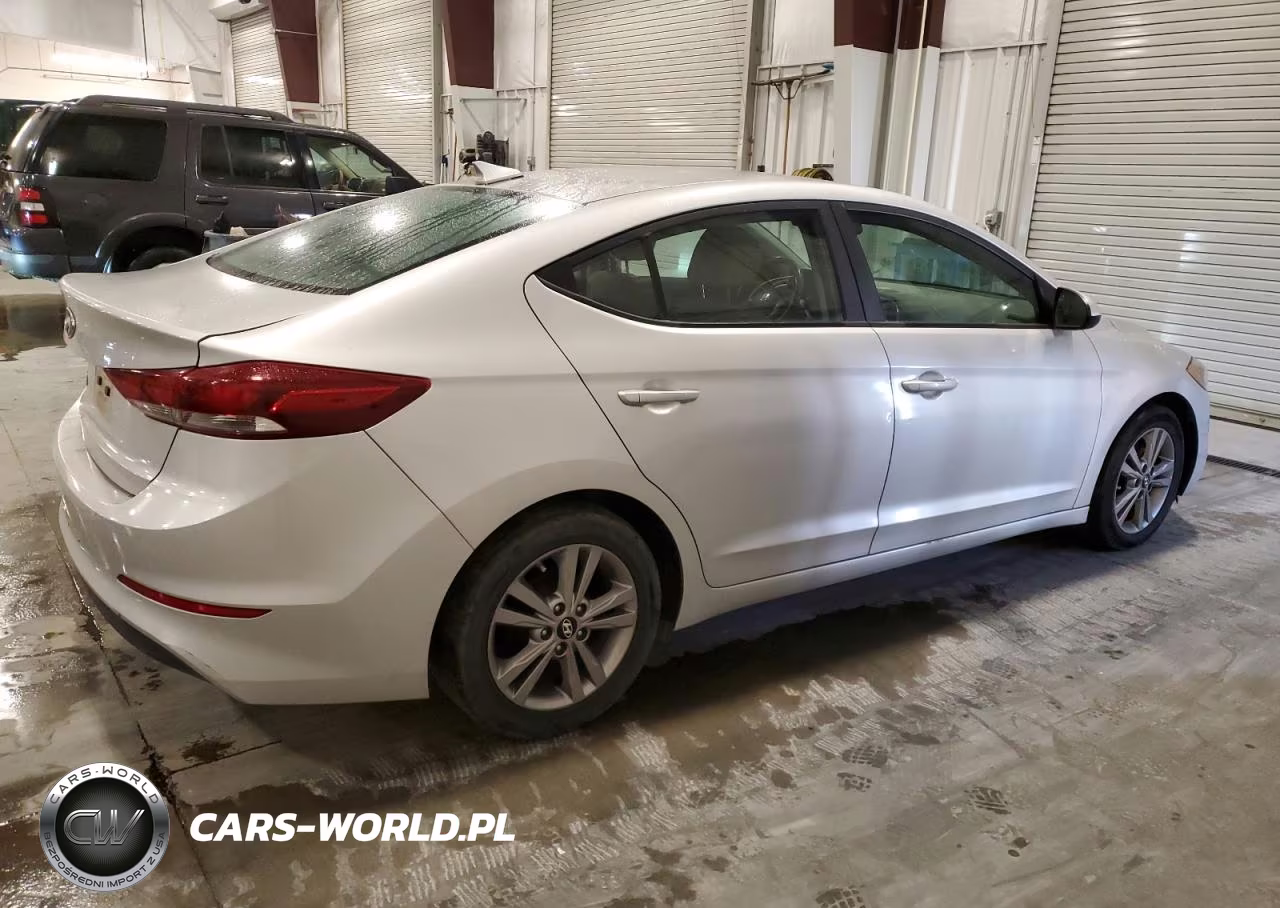 2017 Hyundai Elantra Se VIN:KMHD84LF1HU215517 - 3