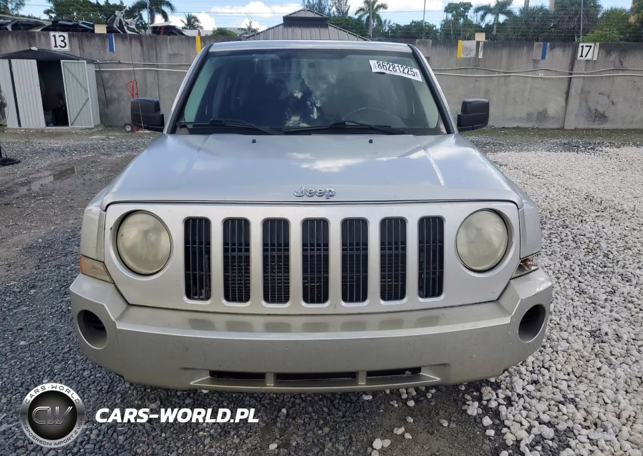 2009 Jeep Patriot Sport VIN:1J4FT28B29D154745 - 5