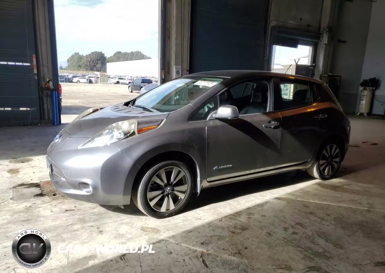 NISSAN