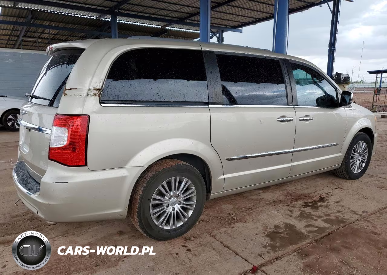2014 Chrysler Town & Country Touring L VIN:2C4RC1CG5ER133914 - 3