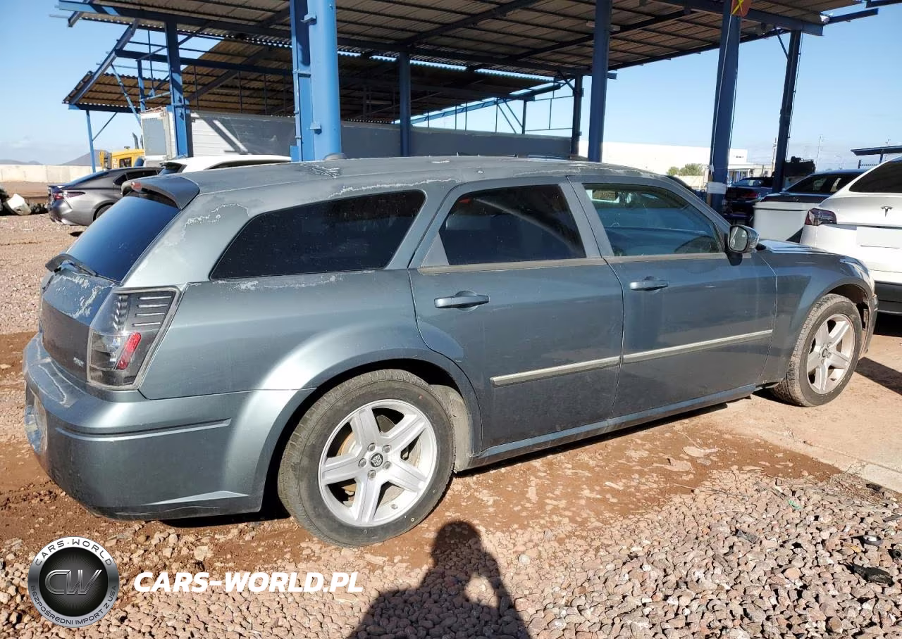 2005 Dodge Magnum Sxt VIN:2D4FV48V75H648010 - 3