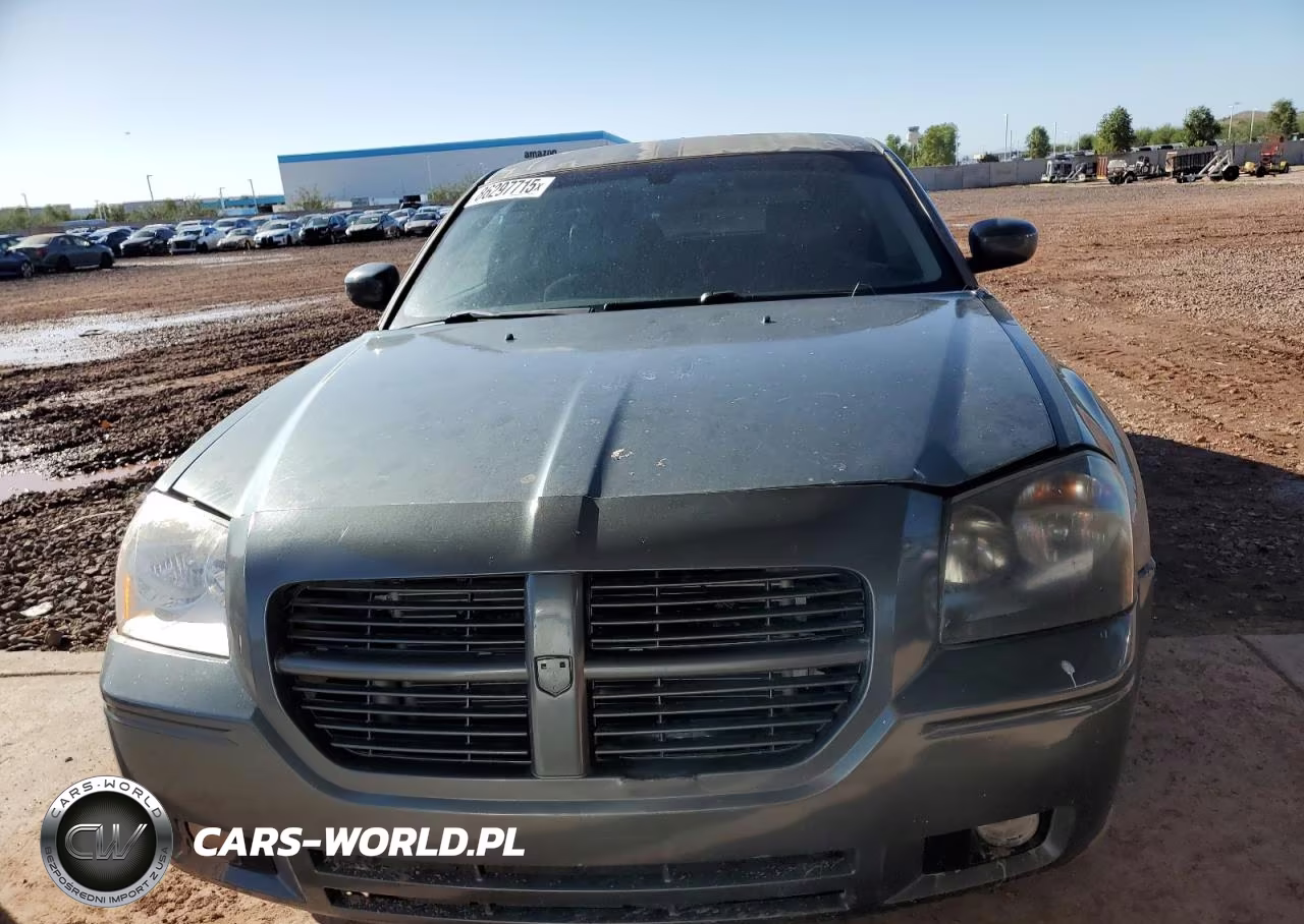 2005 Dodge Magnum Sxt VIN:2D4FV48V75H648010 - 5