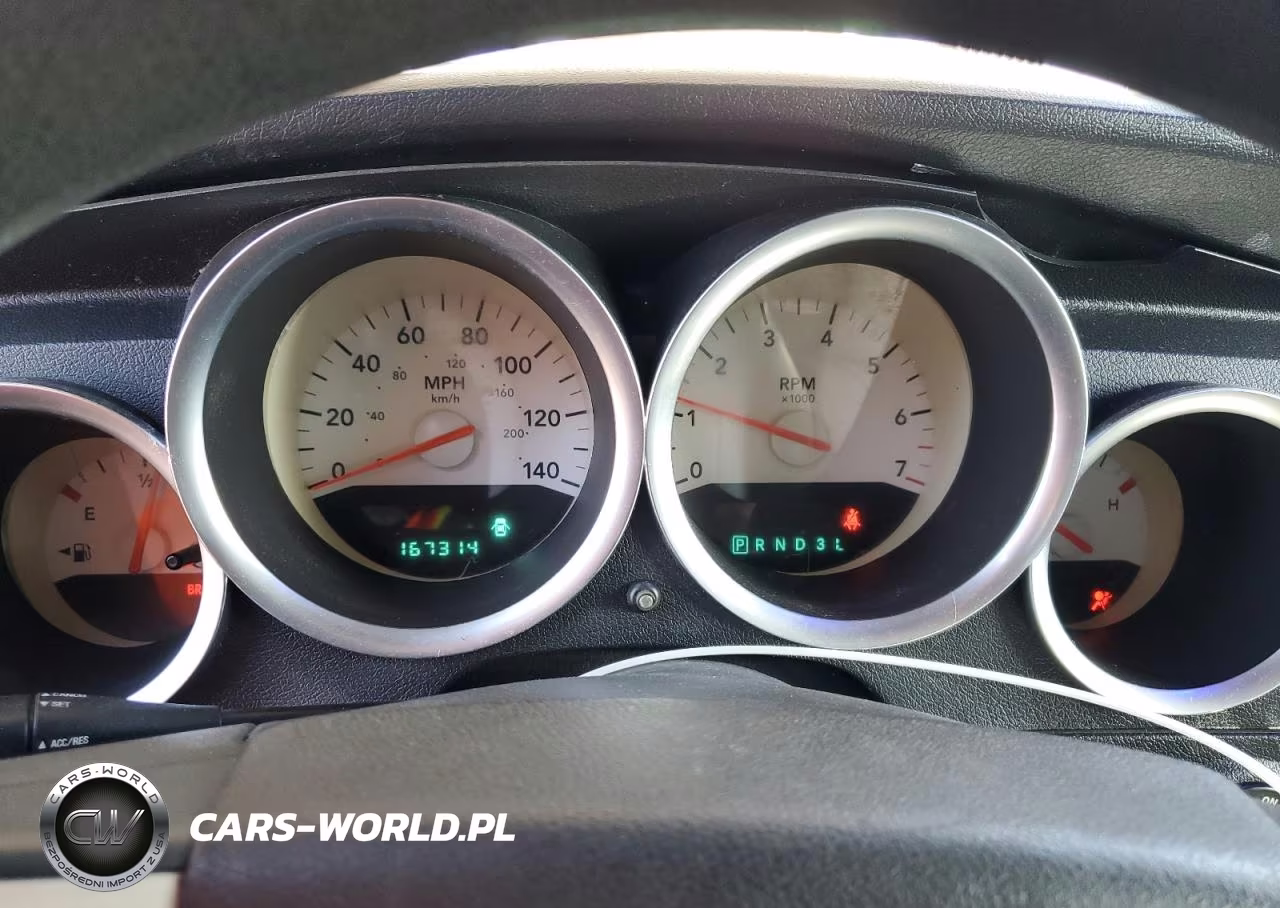 2005 Dodge Magnum Sxt VIN:2D4FV48V75H648010 - 9