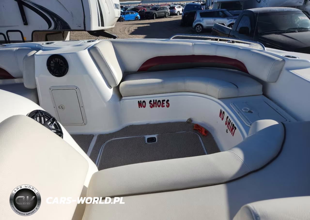 2013 Boat With Ez Loader Boat Trailer VIN:GDY13588B313 - 5