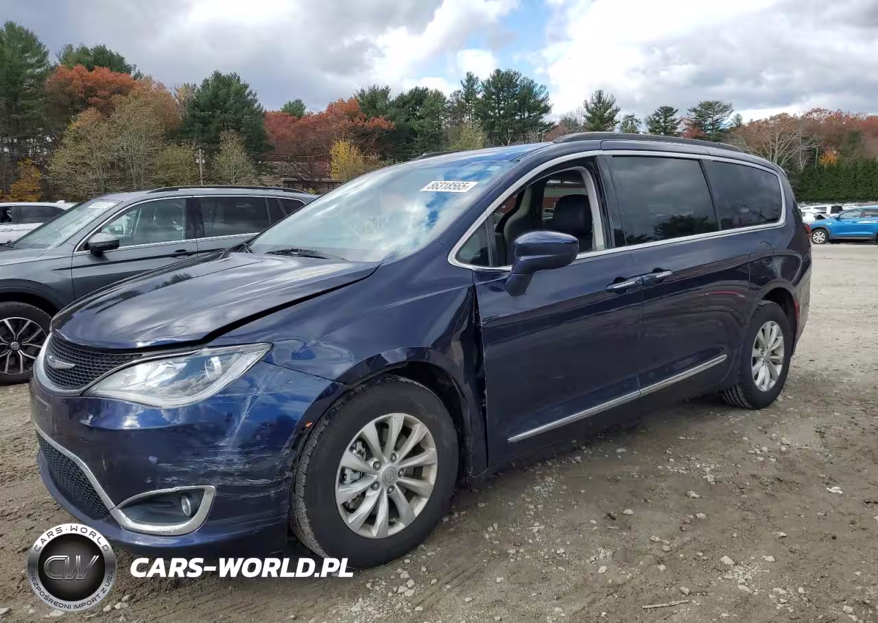 2017 Chrysler Pacifica Touring L