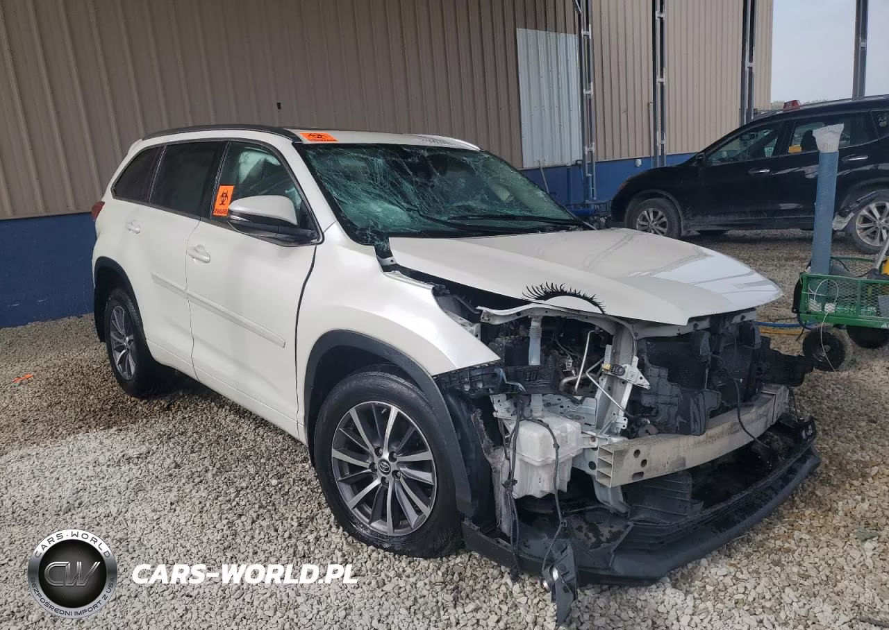 2017 Toyota Highlander Xle VIN:5TDJZRFHXHS430784 - 4