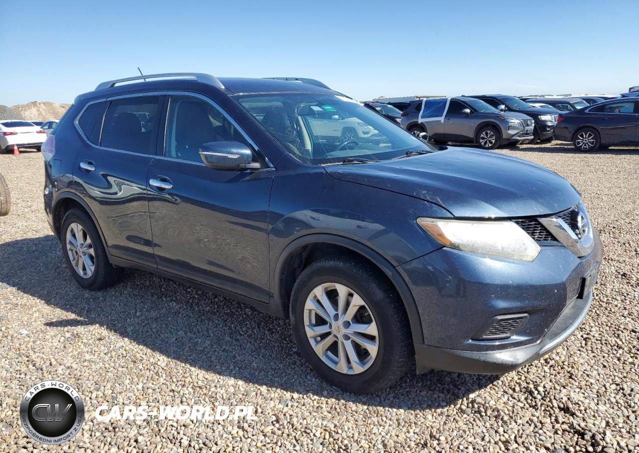2015 Nissan Rogue S VIN:KNMAT2MV6FP519308 - 4