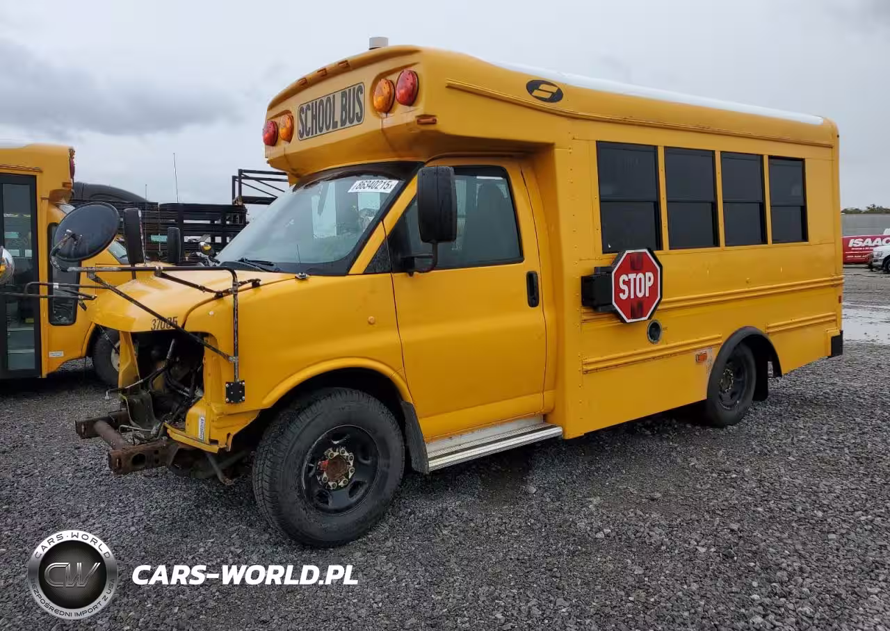 2016 Thomas Minotour G3500 - School Bus