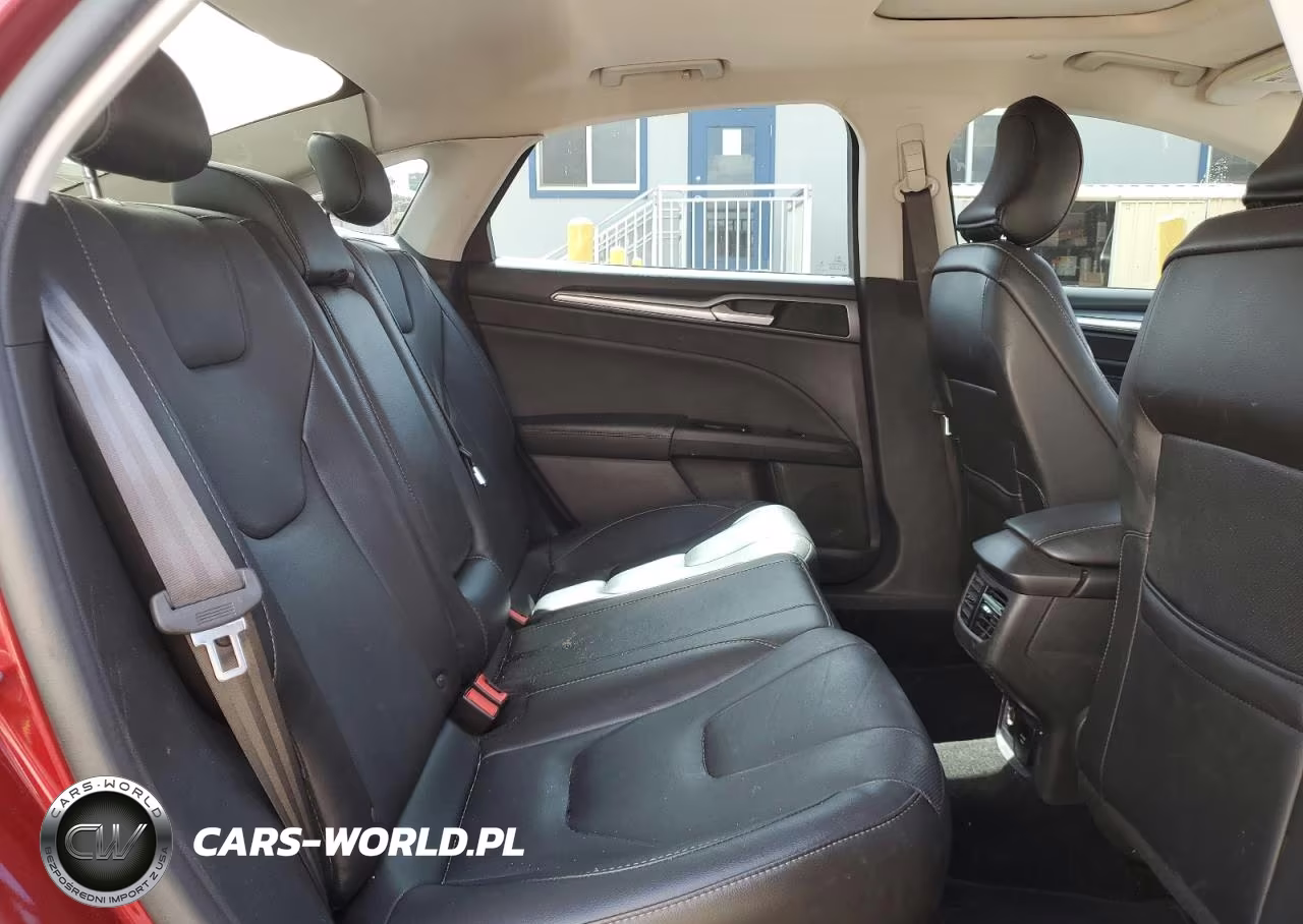 2016 Ford Fusion Titanium Phev VIN:3FA6P0SU1GR241913 - 10