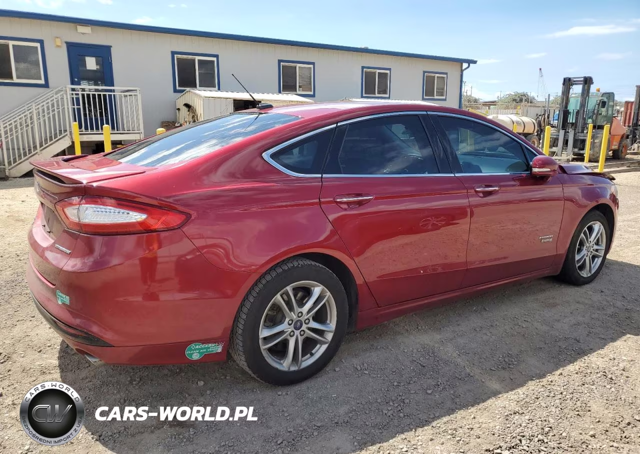 2016 Ford Fusion Titanium Phev VIN:3FA6P0SU1GR241913 - 3
