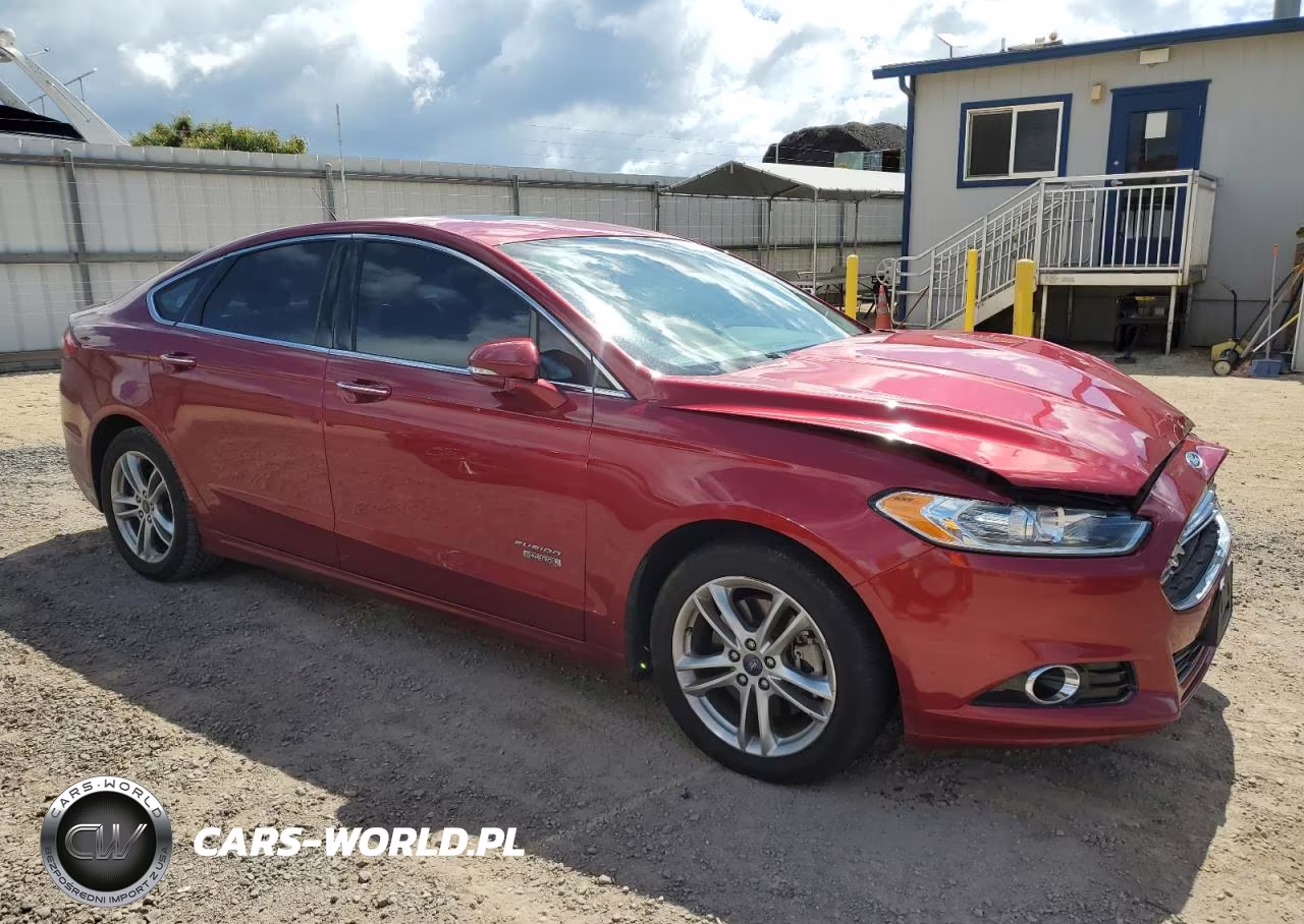 2016 Ford Fusion Titanium Phev VIN:3FA6P0SU1GR241913 - 4