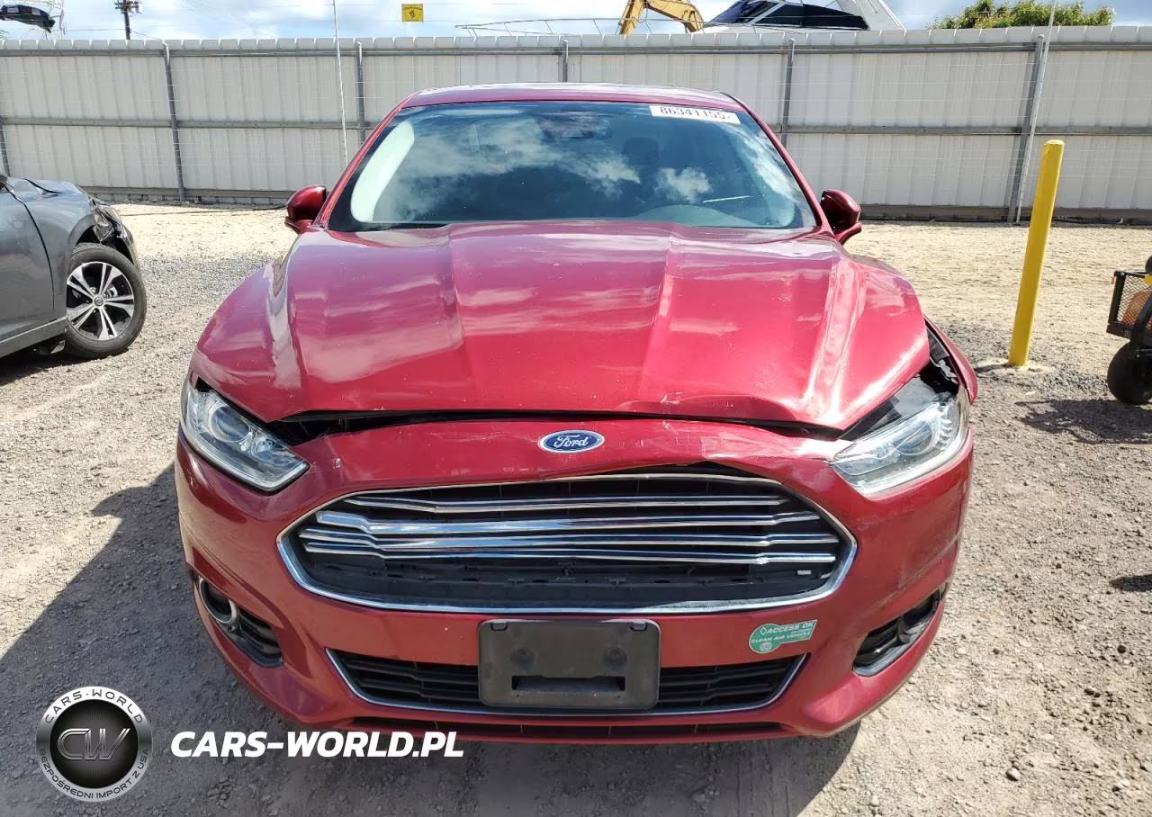 2016 Ford Fusion Titanium Phev VIN:3FA6P0SU1GR241913 - 5