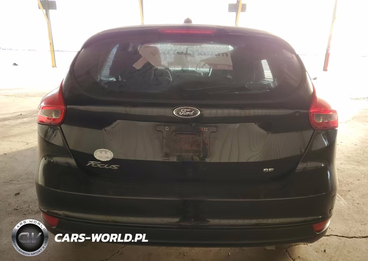 2018 Ford Focus Se VIN:1FADP3K22JL251640 - 6