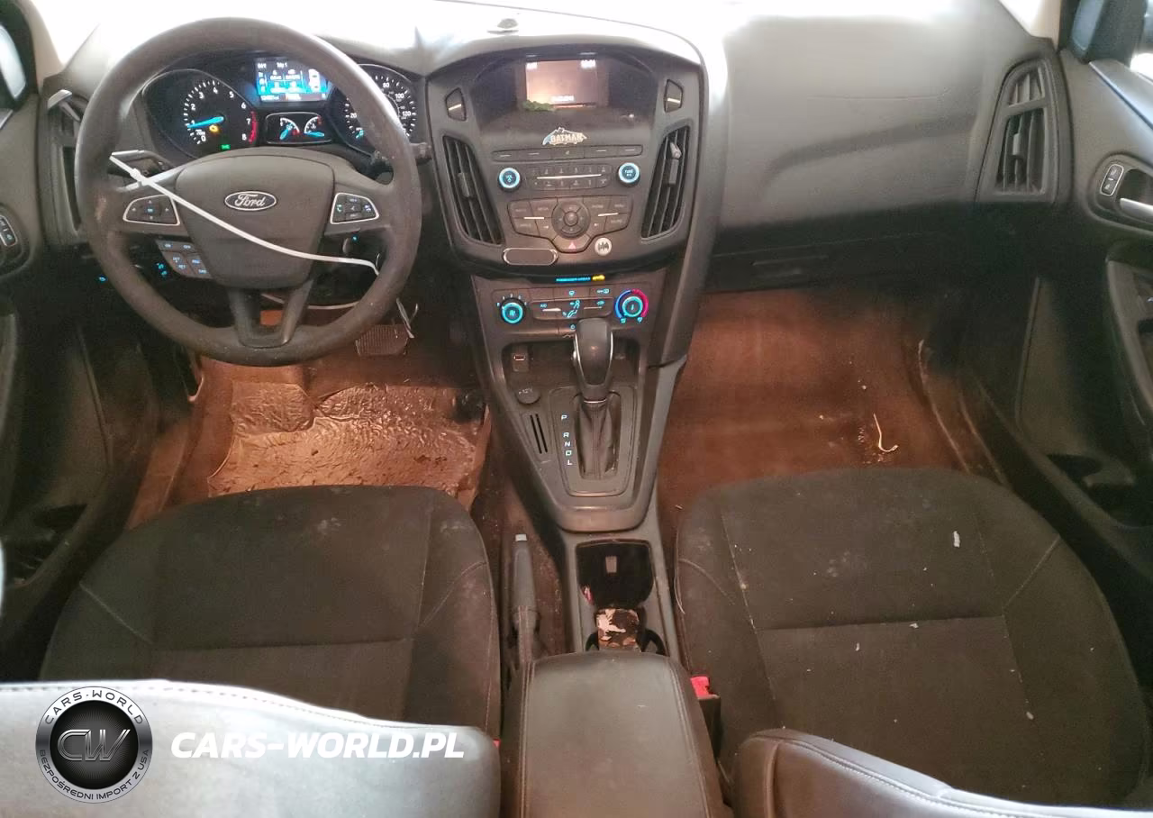 2018 Ford Focus Se VIN:1FADP3K22JL251640 - 8