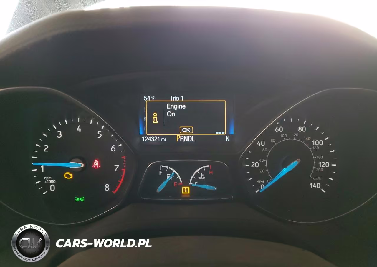 2018 Ford Focus Se VIN:1FADP3K22JL251640 - 9