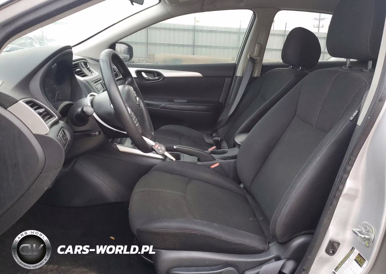 2017 Nissan Sentra S VIN:3N1AB7APXHY314746 - 7