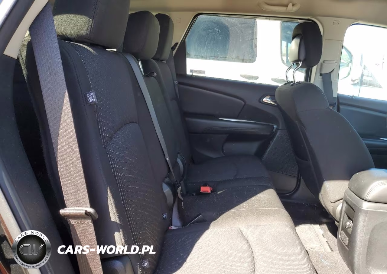 2019 Dodge Journey Se VIN:3C4PDCBB9KT852744 - 11