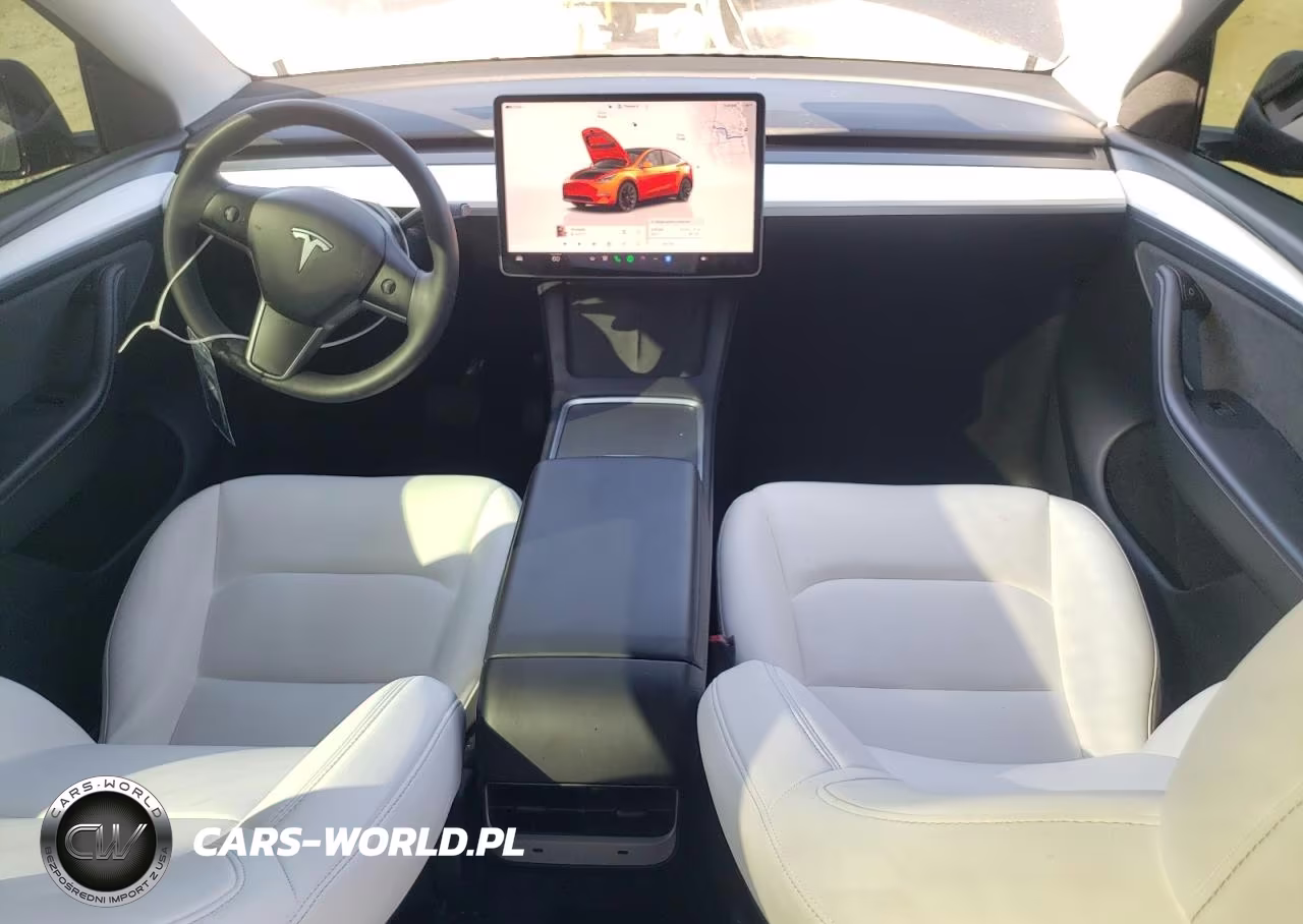 2024 Tesla Model Y VIN:7SAYGDEE9RA221511 - 8