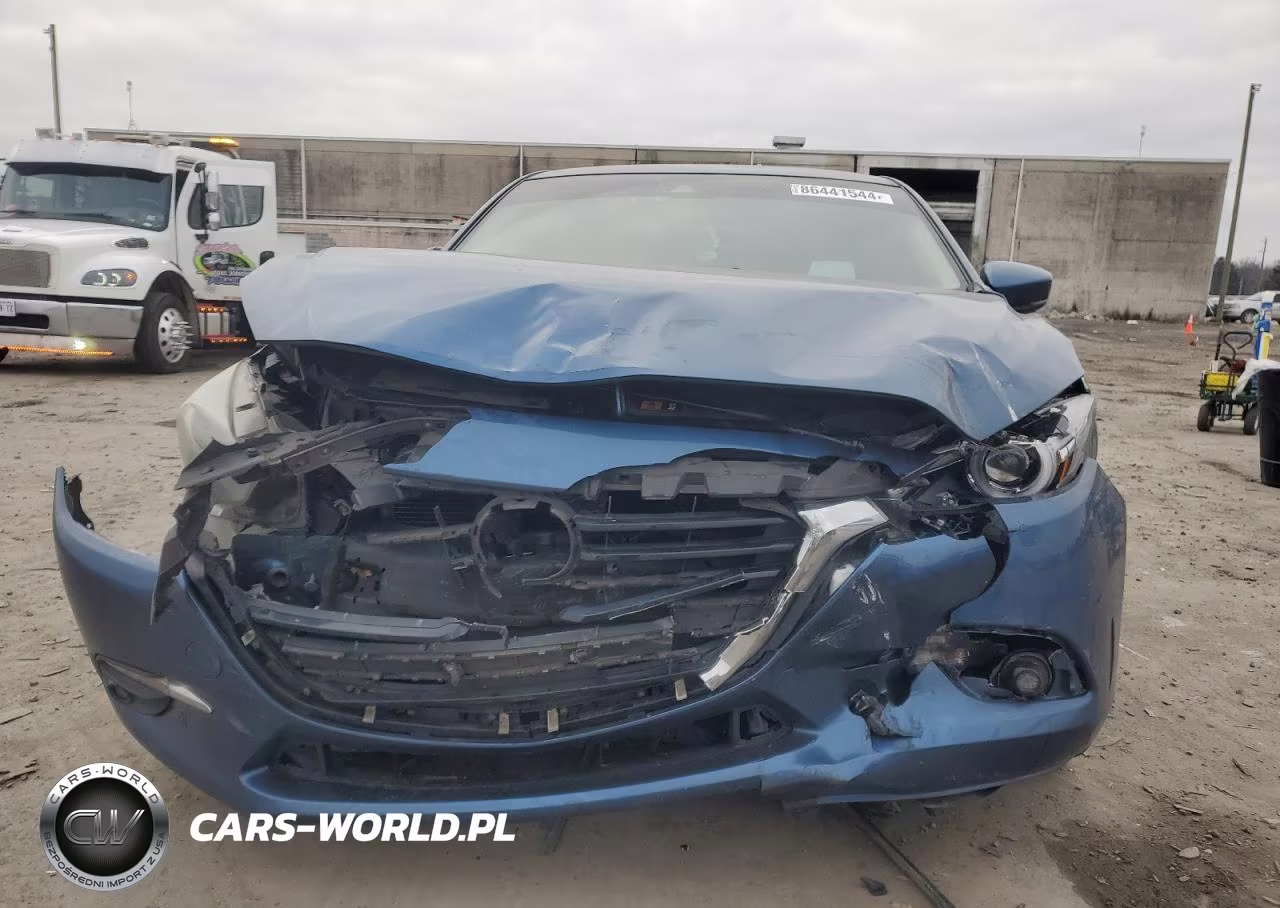 2018 Mazda 3 Grand Touring VIN:3MZBN1W30JM181128 - 5