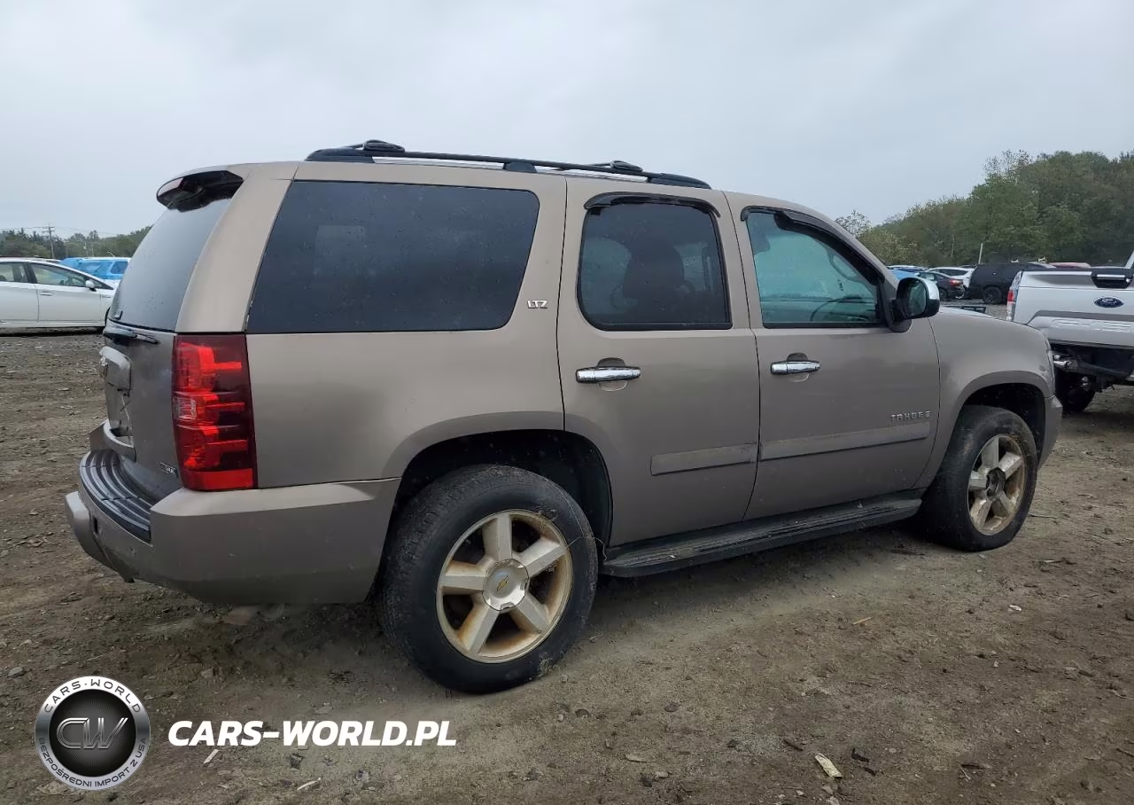 2007 Chevrolet Tahoe K1500 VIN:1GNFK13017R410907 - 3