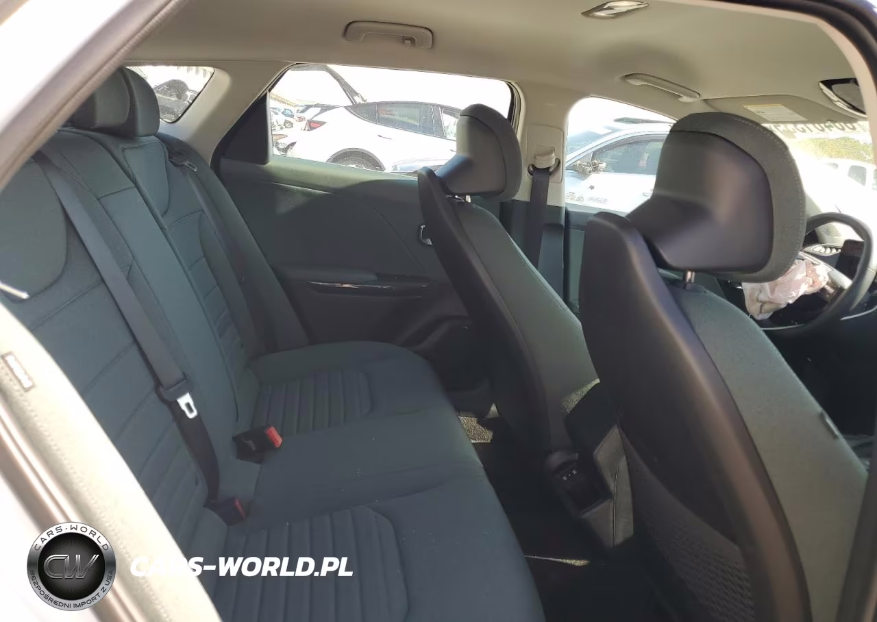 2025 Kia K4 Ex VIN:3KPFU4DE2SE003729 - 10