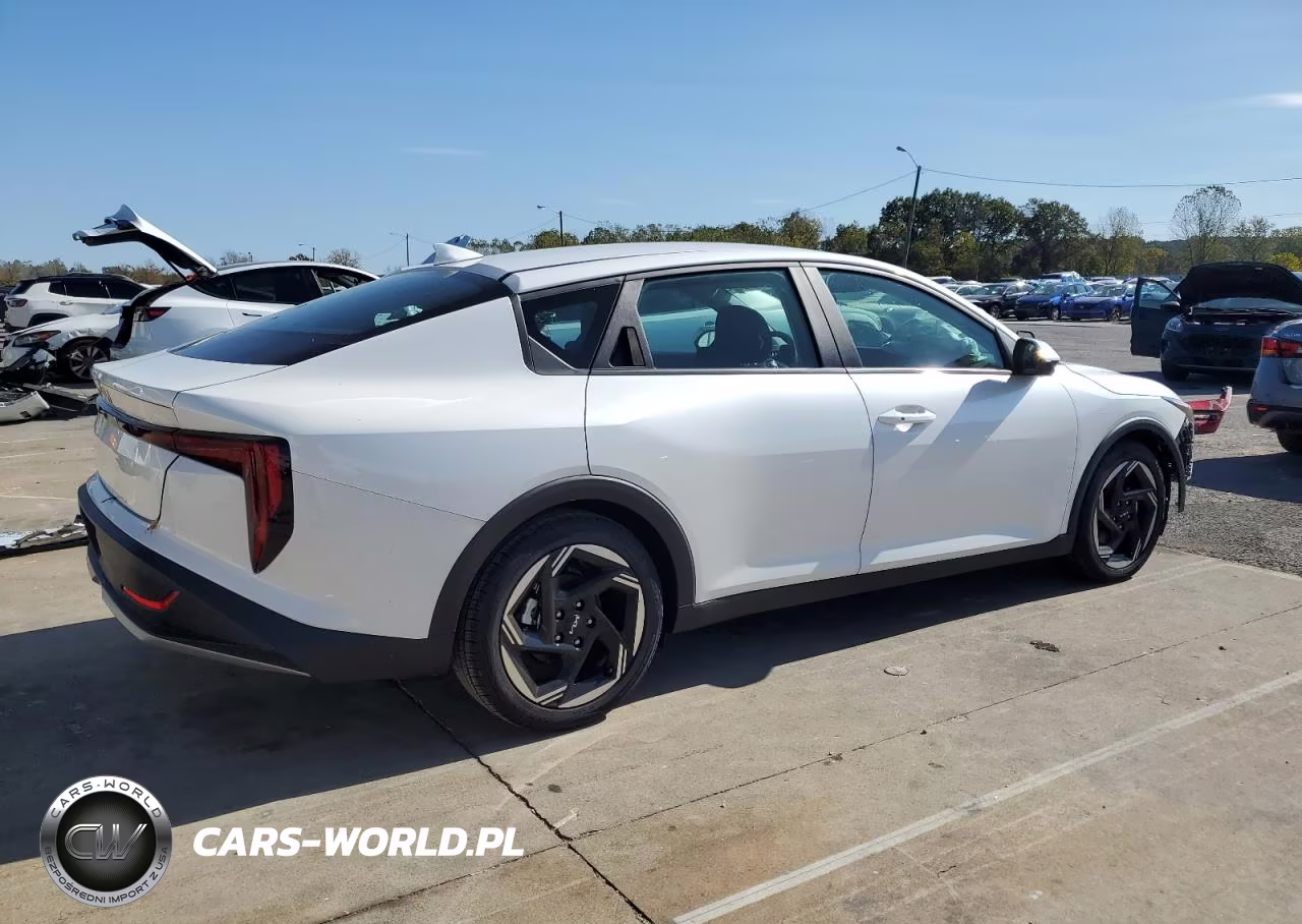 2025 Kia K4 Ex VIN:3KPFU4DE2SE003729 - 3