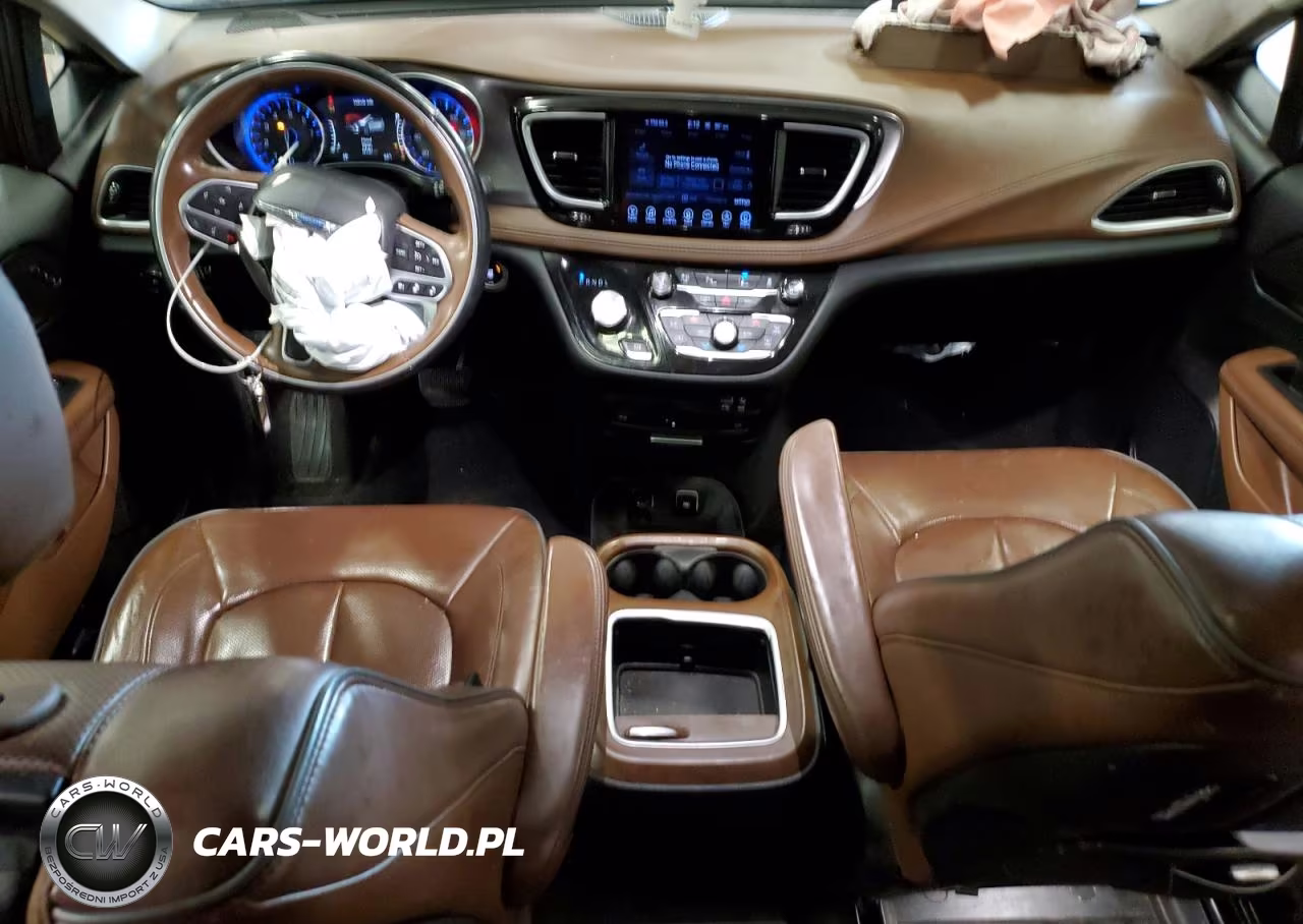 2017 Chrysler Pacifica Limited VIN:2C4RC1GG8HR517670 - 8