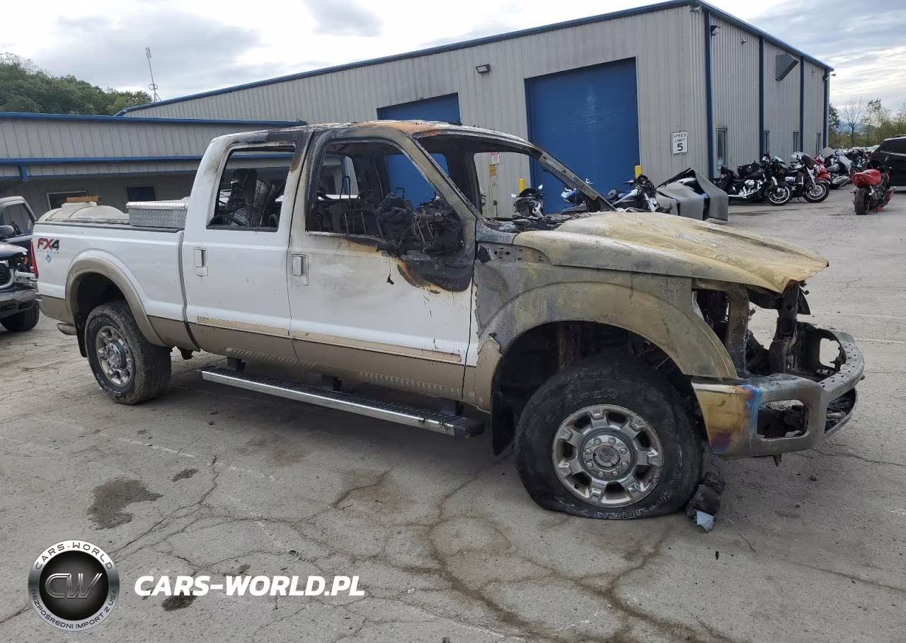 2012 Ford F250 Super Duty VIN:1FT7W2B63CEB49004 - 4