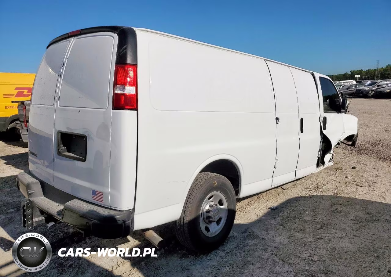 2024 Chevrolet Express G3500 Delivery Van VIN:1GCZGHF70R1225905 - 3