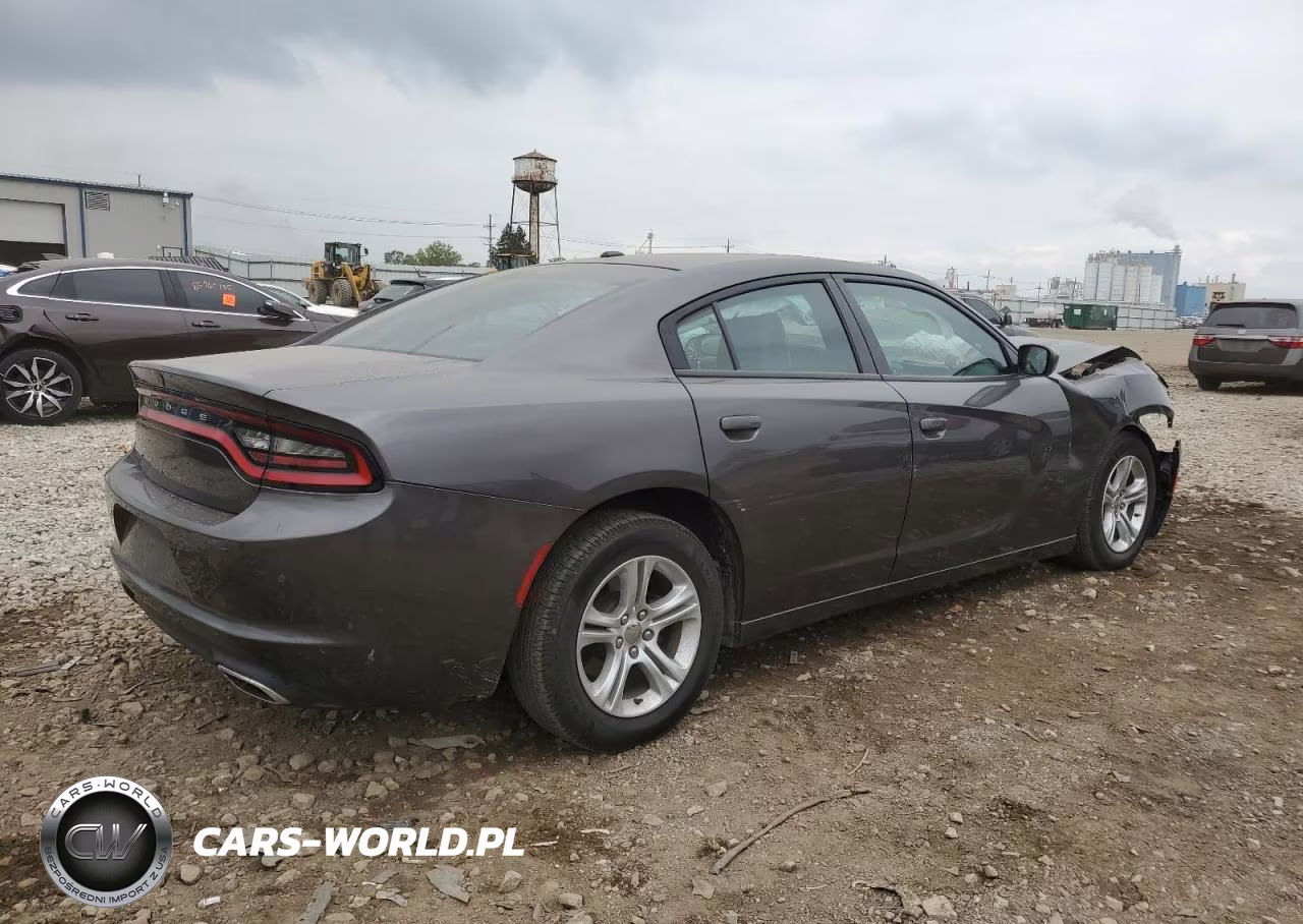 2020 Dodge Charger Sxt VIN:2C3CDXBG3LH144103 - 3