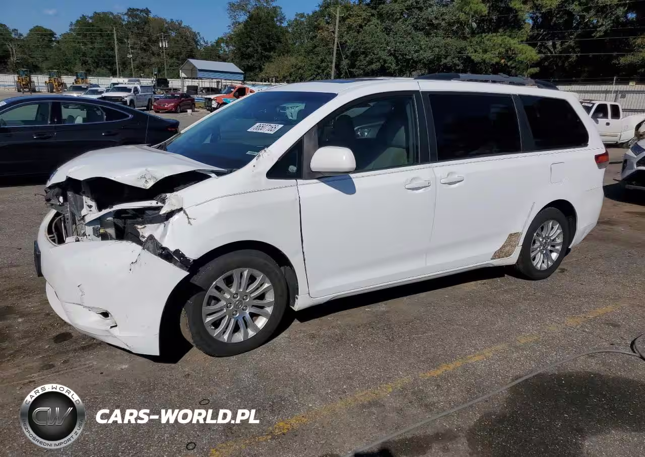 2012 Toyota Sienna Xle