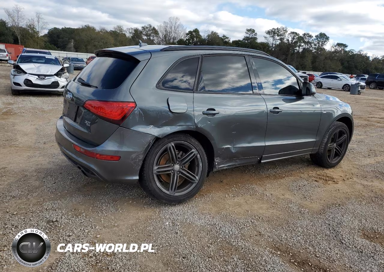 2014 Audi Q5 Premium Plus VIN:WA1DGAFP2EA059151 - 3