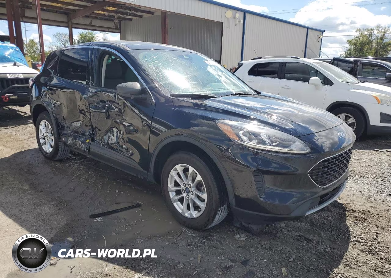 2022 Ford Escape Se VIN:1FMCU9G65NUA64661 - 4